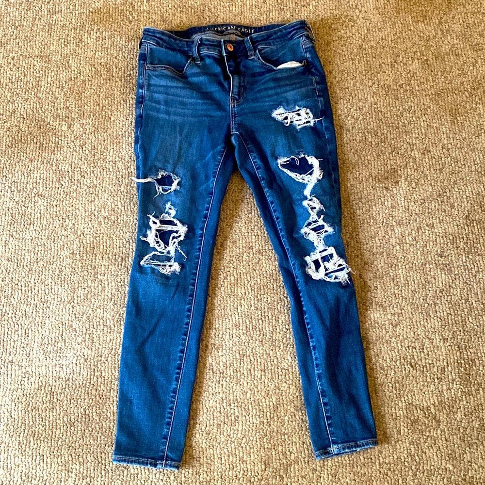 American Eagle ripped skinny jeans size 8